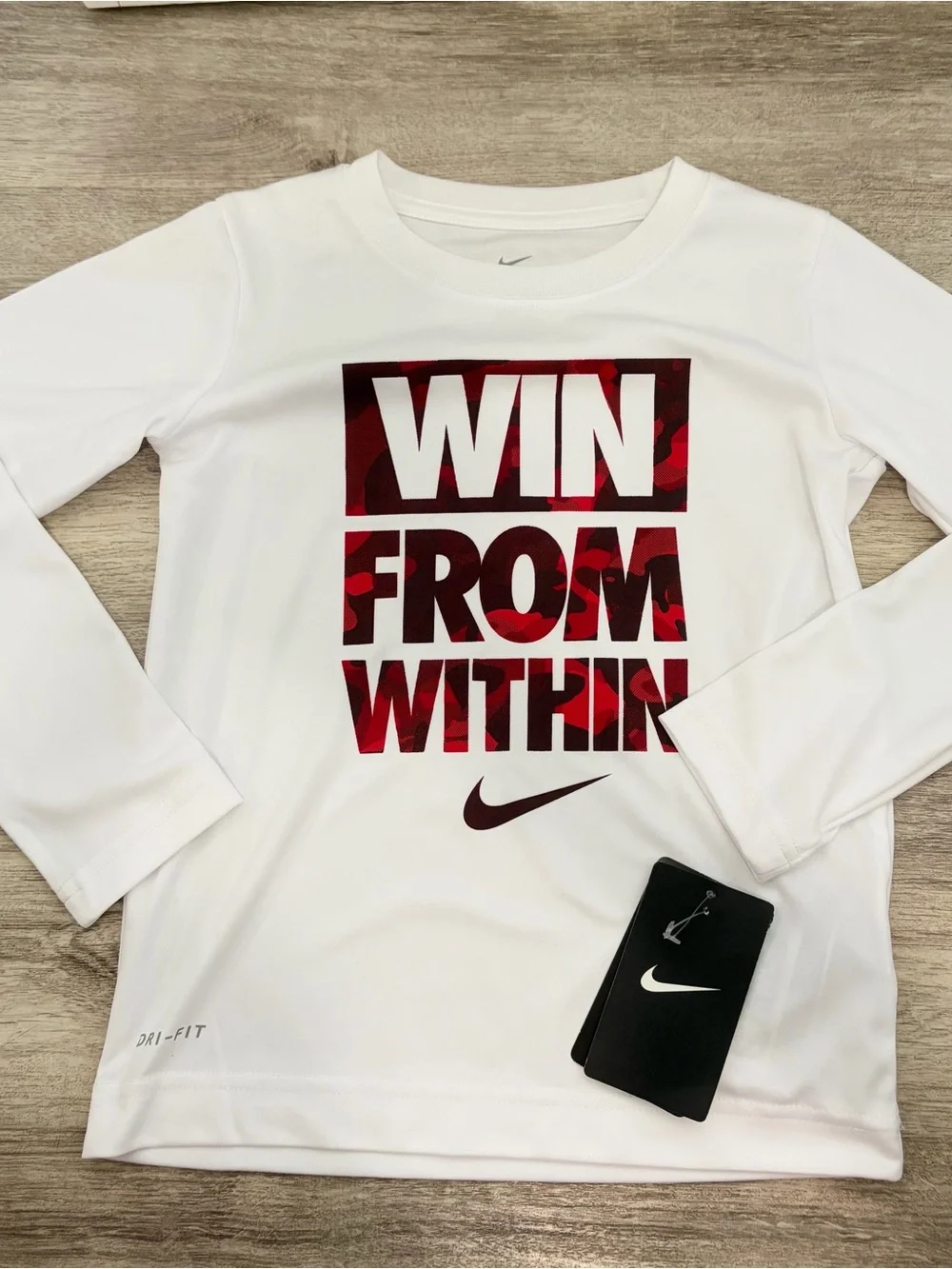 Nike Dri-FIT long-sleeve athletic shirt Boys Youth Size 5 - 6 White Red Camo